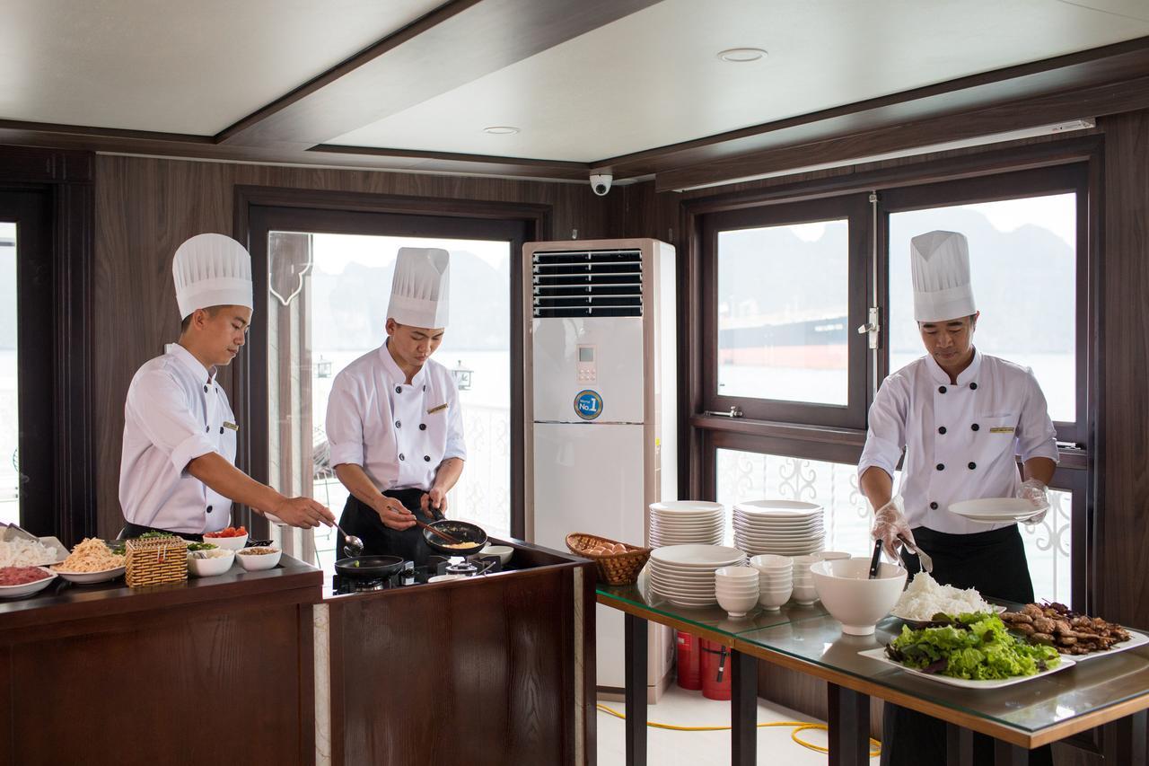 Unicharm Cruise 호텔 하롱 외부 사진